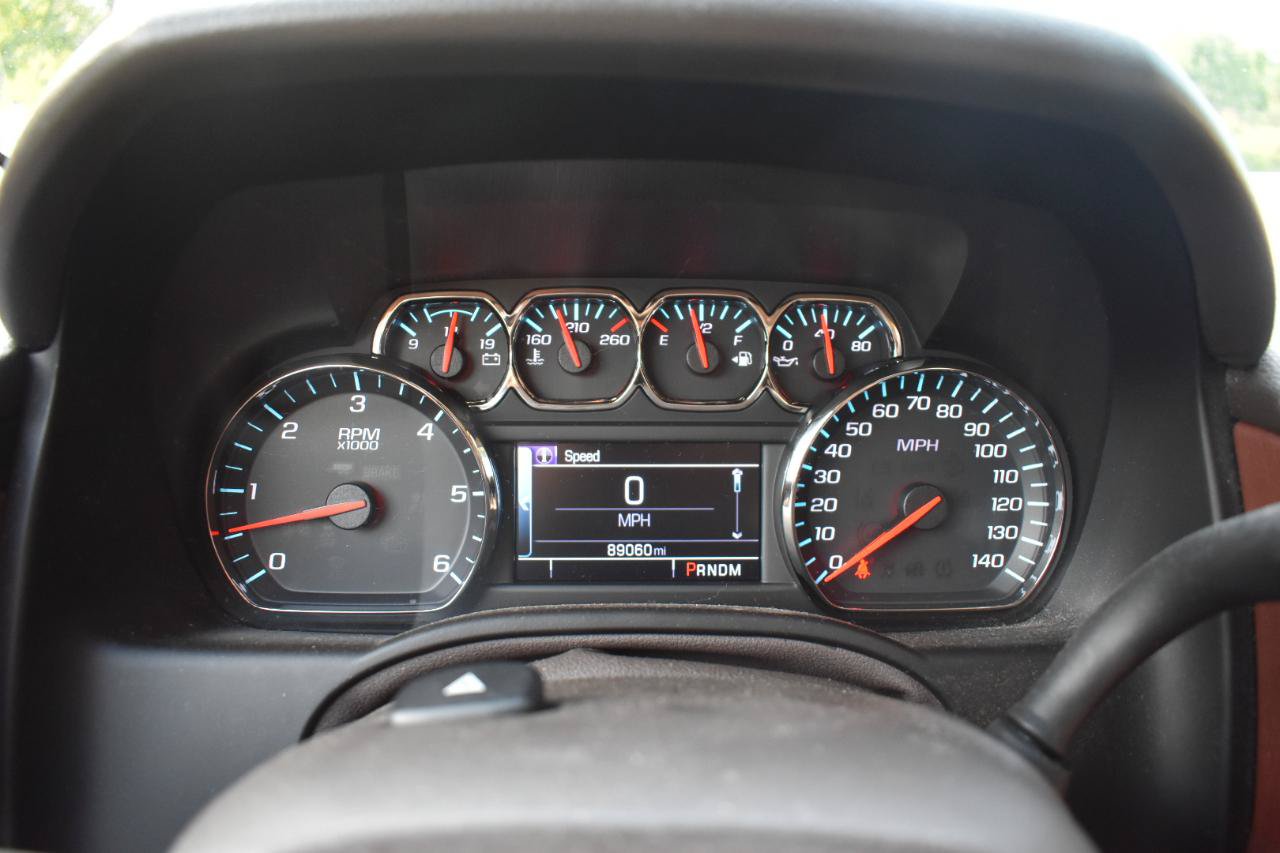 Used 2015 Chevrolet Tahoe LTZ RWD image 31