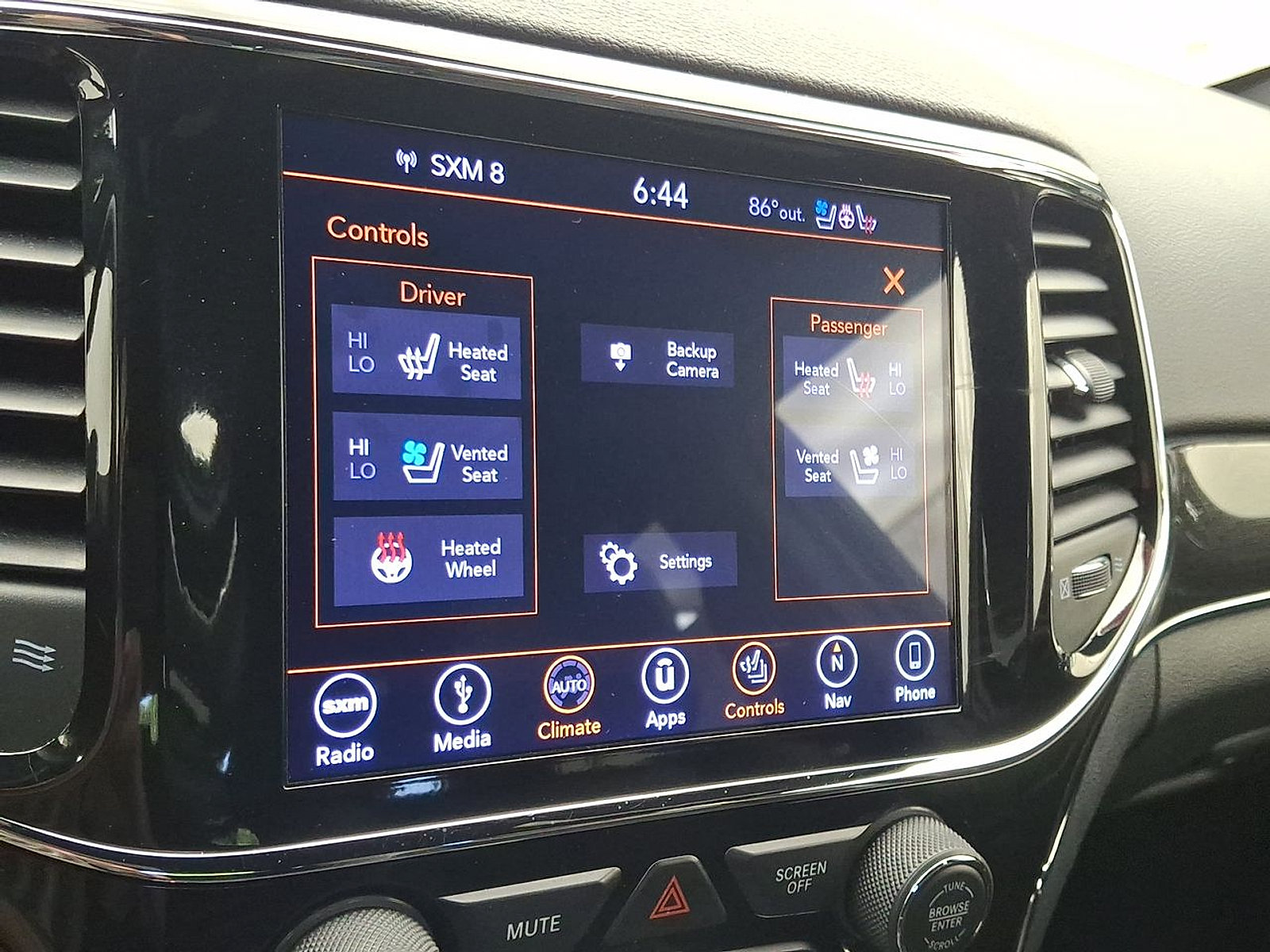 Used 2019 Jeep Grand Cherokee Trailhawk AWD/4WD image 19