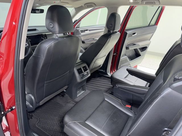 Used 2023 Volkswagen Atlas SEL R-Line image 27