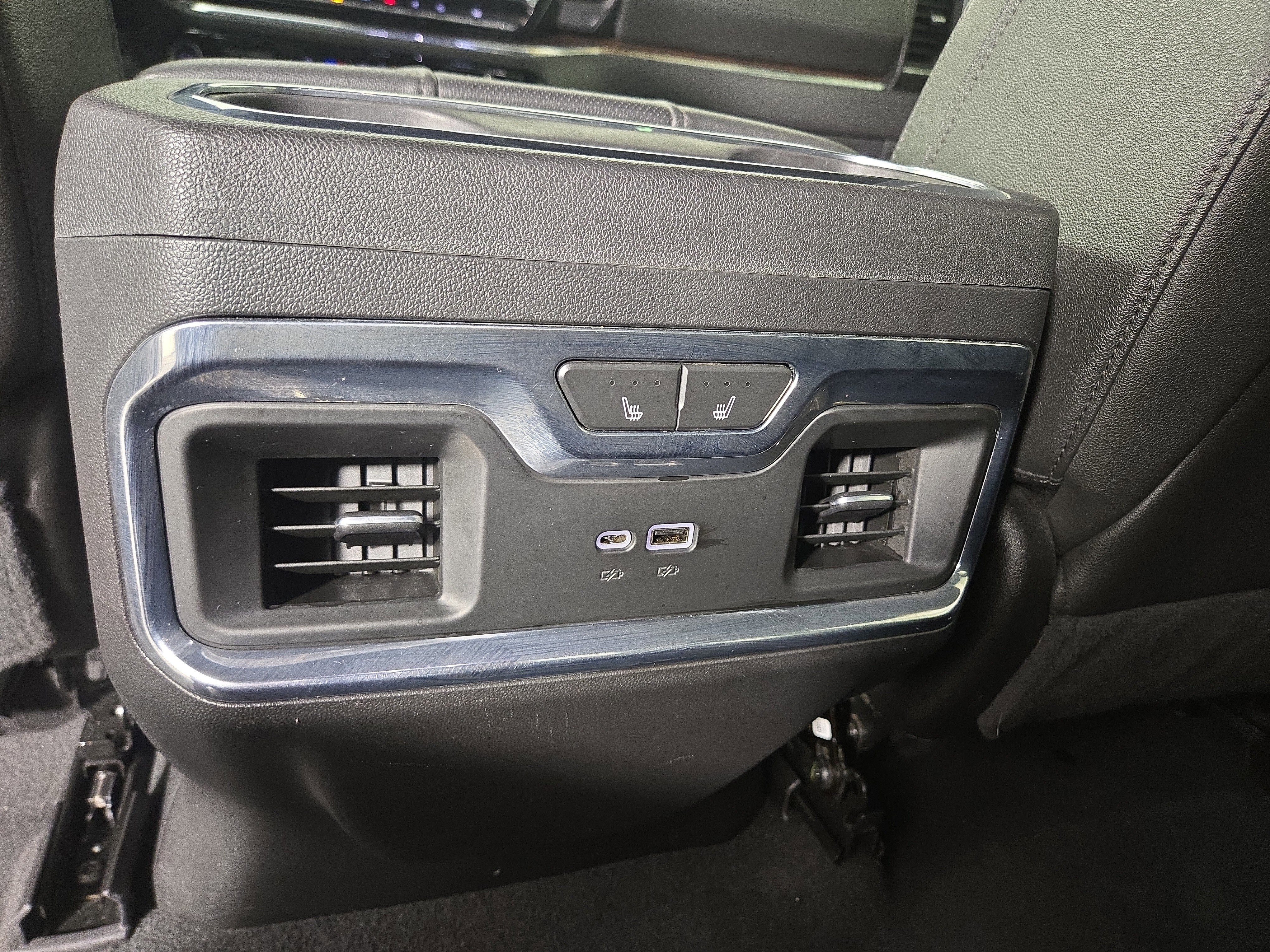 Certified 2022 GMC Sierra 1500 SLT w/ SLT Premium Plus Package image 32