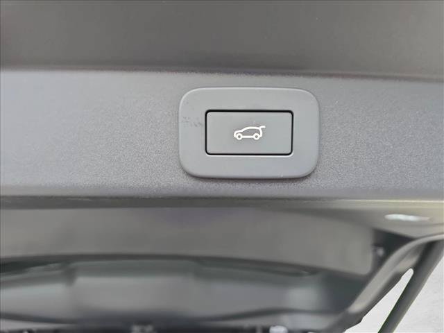 New 2026 Land Rover Range Rover Sport Dynamic SE AWD/4WD image 13