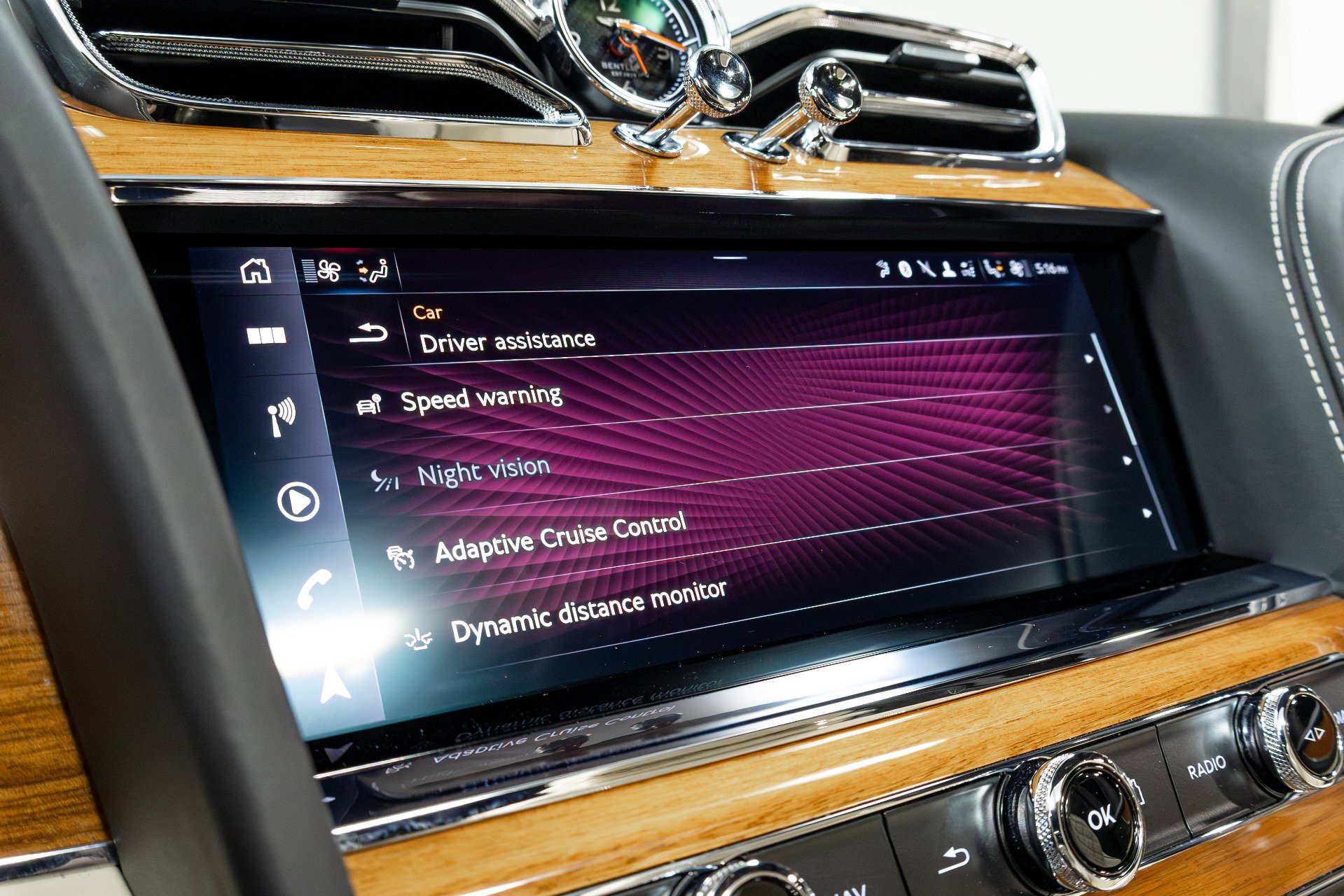 Used 2021 Bentley Bentayga w/ First Edition Specification AWD/4WD image 80