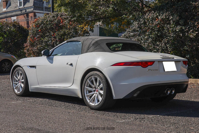 Used 2017 Jaguar F-TYPE Convertible image 16