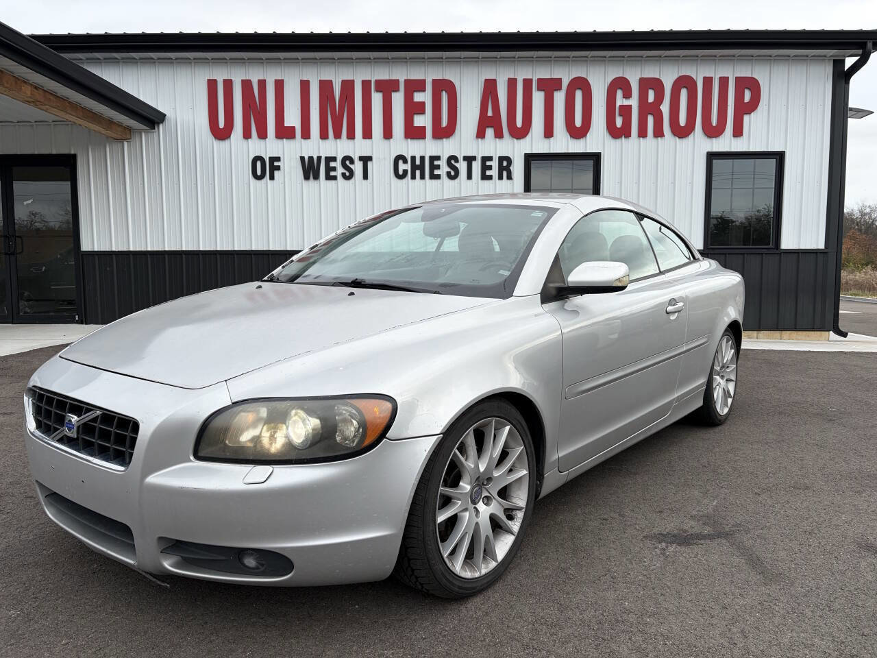 Used 2006 Volvo C70 T5 image 1