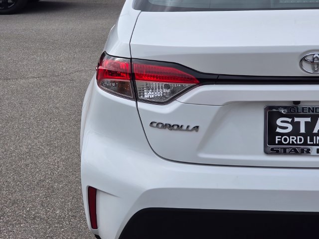 Used 2022 Toyota Corolla LE FWD image 6