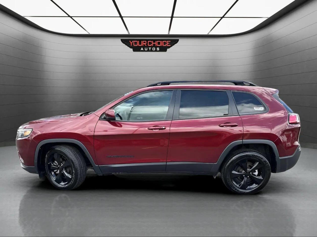 Used 2021 Jeep Cherokee Latitude Plus FWD image 11