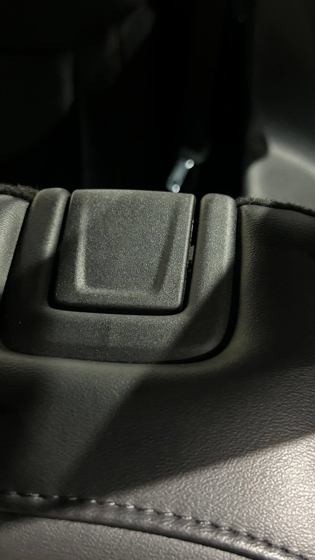 Used 2023 Ford Explorer XLT w/ Equipment Group 202A AWD/4WD image 52