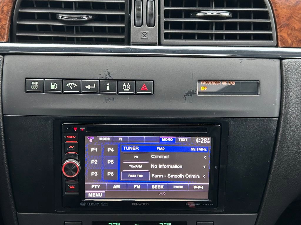 Used 2005 Buick LaCrosse CXS w/ Chrome Appearance Package image 26