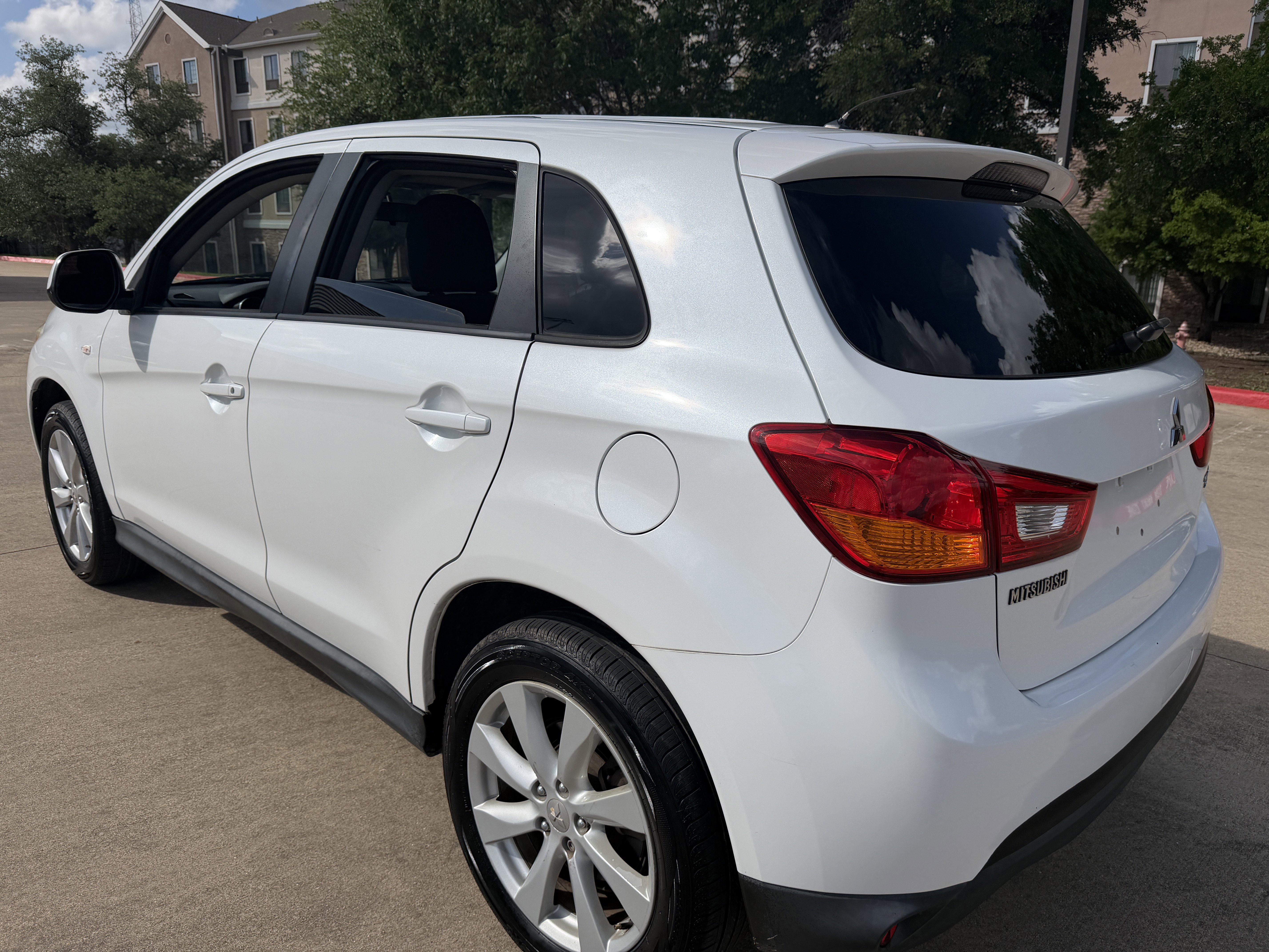 Used 2013 Mitsubishi Outlander Sport ES FWD image 5