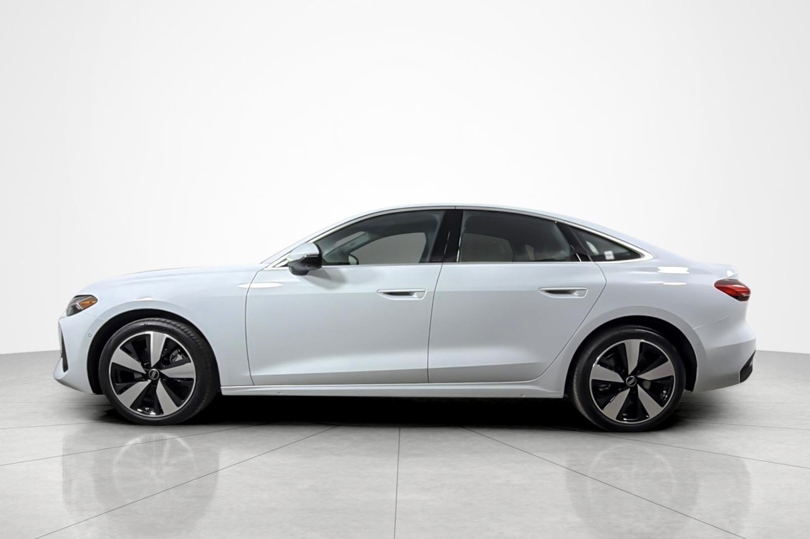 Used 2025 Audi A5 2.0T Premium Plus w/ Premium Plus AWD/4WD video 2