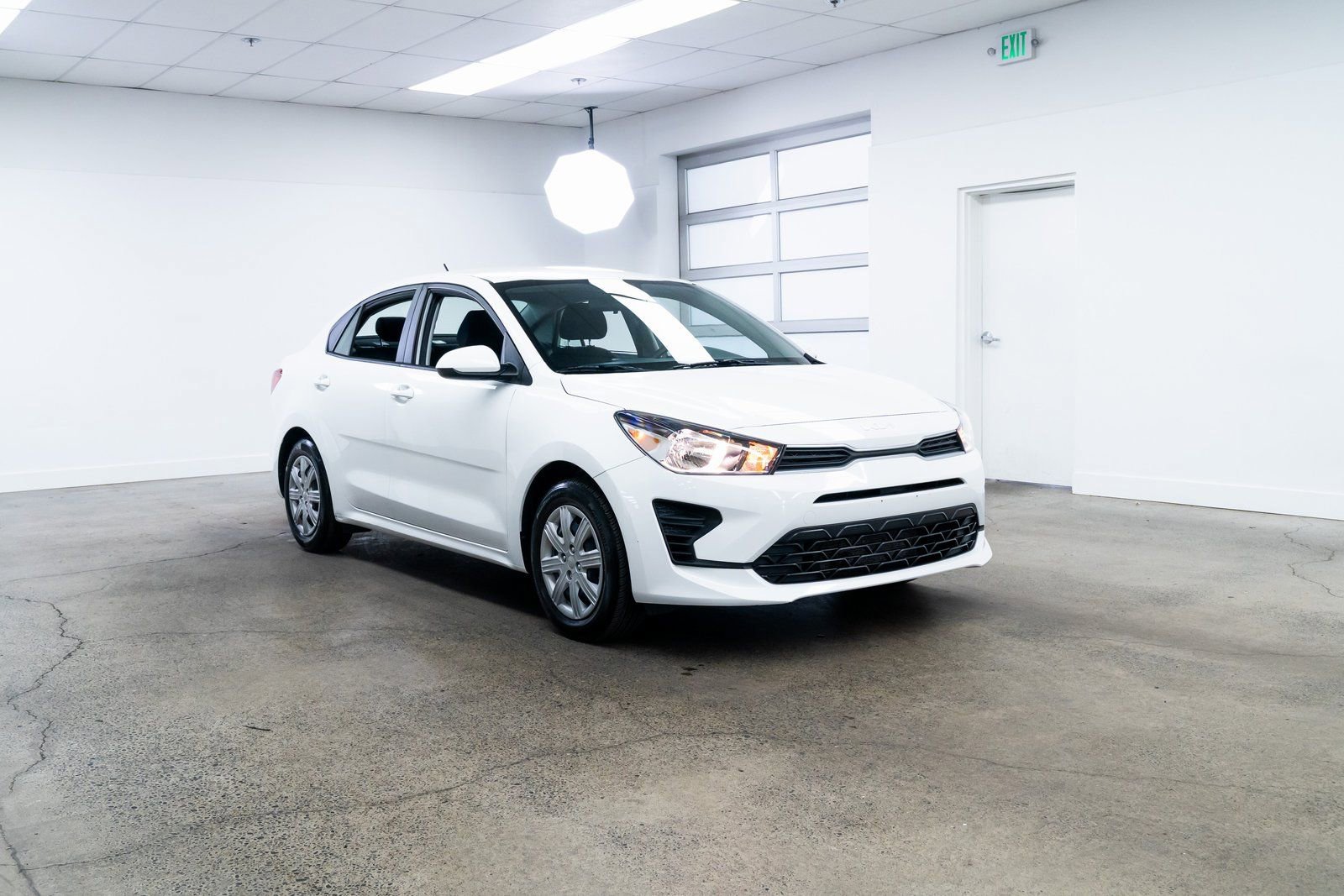 Used 2023 Kia Rio S image 24