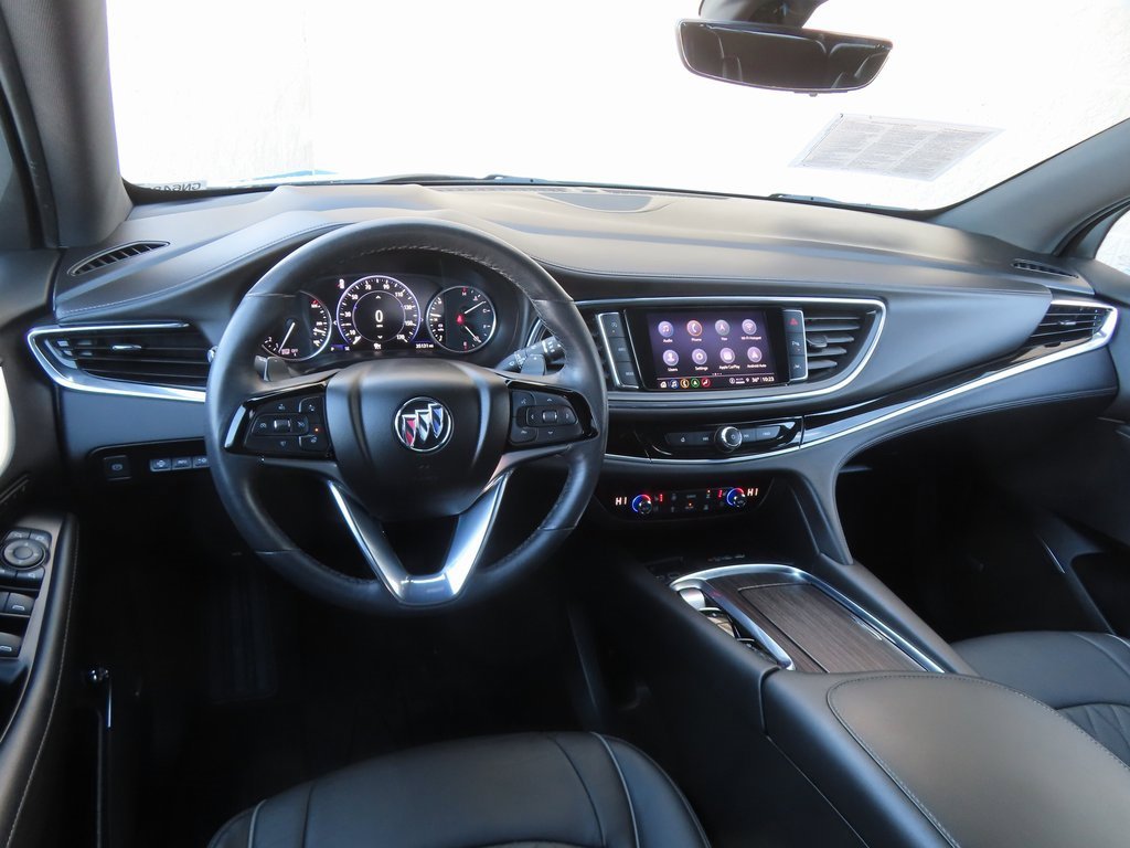Used 2024 Buick Enclave Avenir w/ Avenir Technology Package image 4