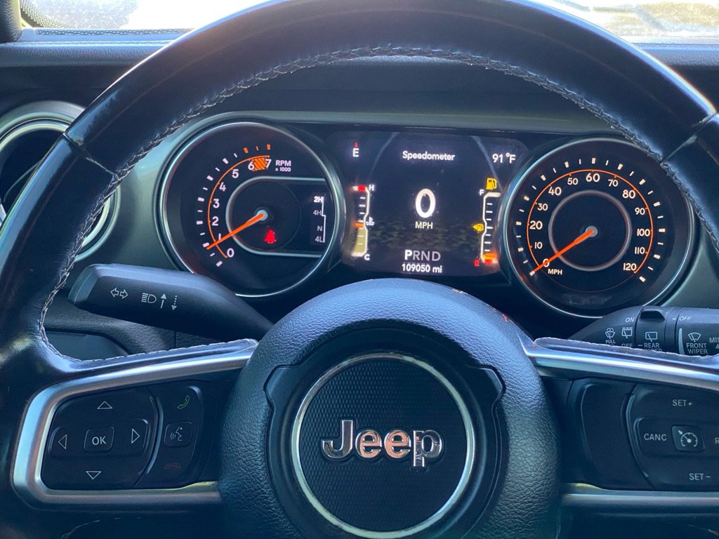 Used 2020 Jeep Wrangler Unlimited Sahara AWD/4WD image 18