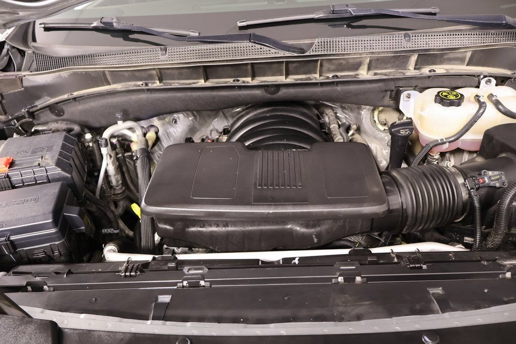 Used 2024 Chevrolet Suburban High Country w/ Advanced Technology Package AWD/4WD image 21