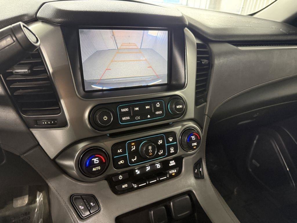 Used 2015 Chevrolet Suburban LT image 19