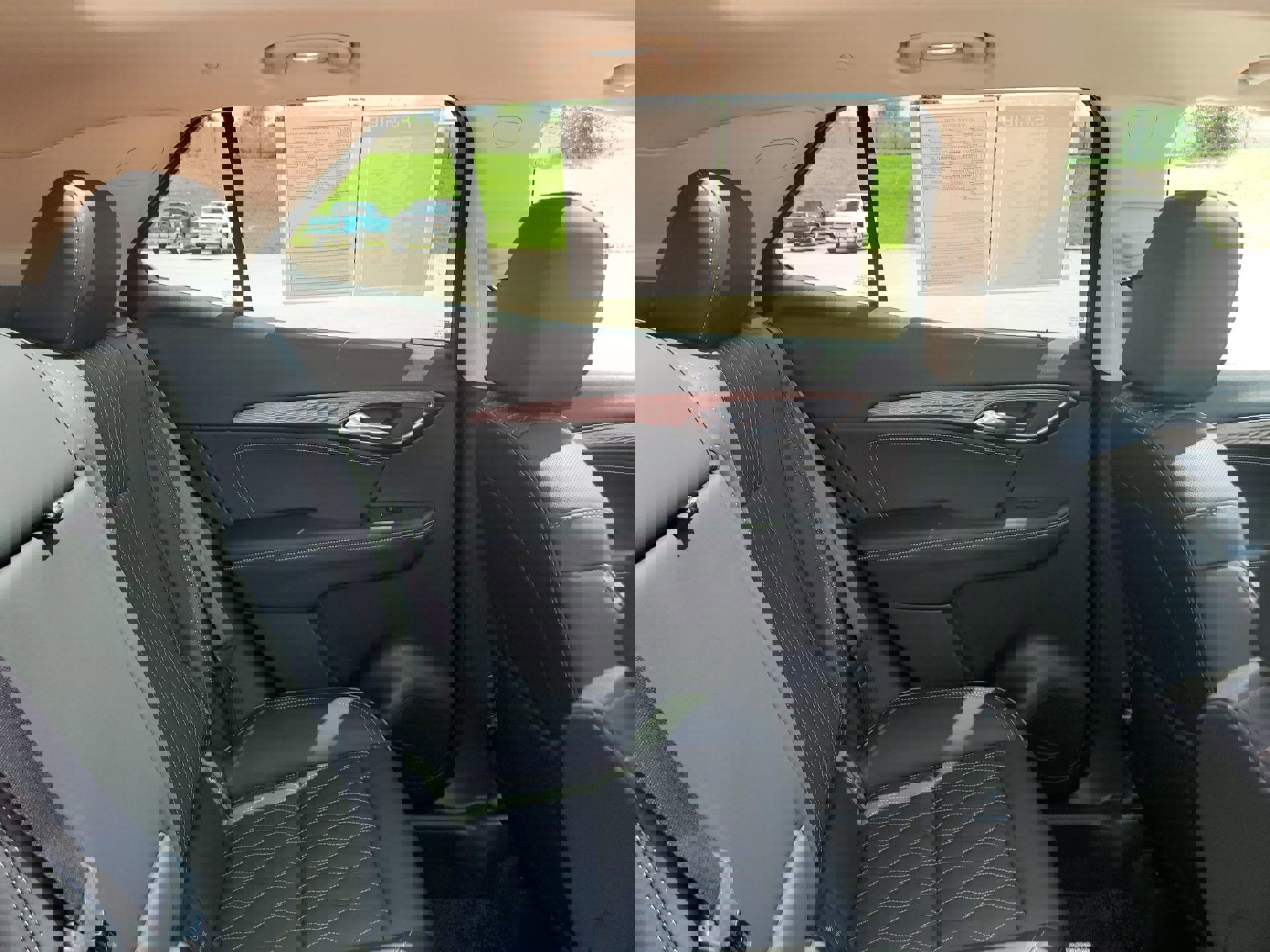 Certified 2022 Buick Envision Avenir w/ Technology Package II image 34