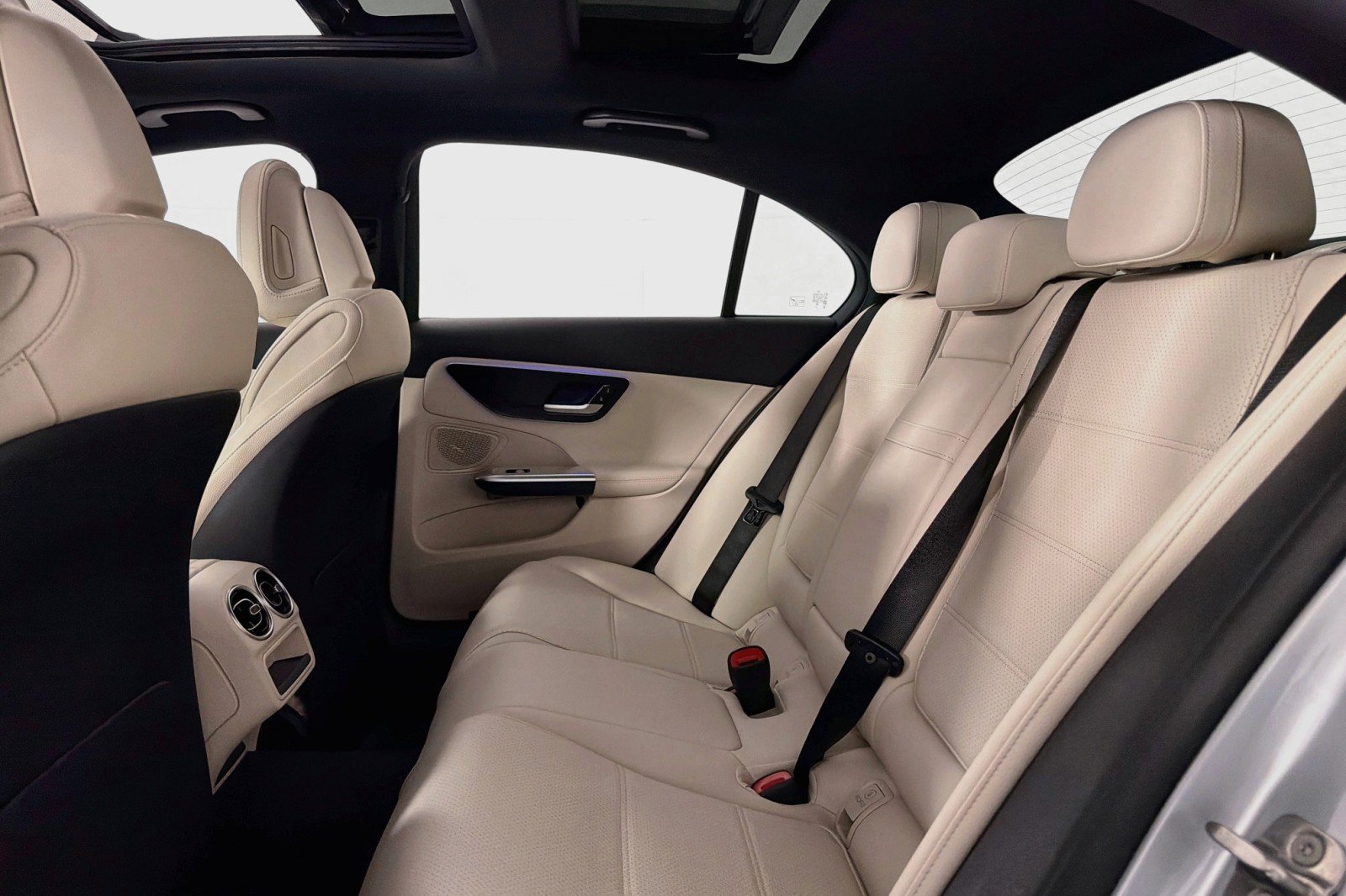 New 2026 Mercedes-Benz C 300 Sedan image 7