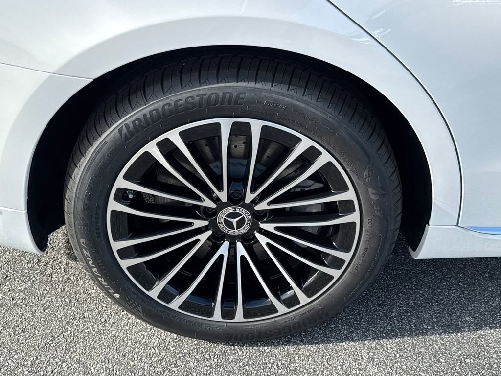 New 2026 Mercedes-Benz S 580 4MATIC Sedan image 18