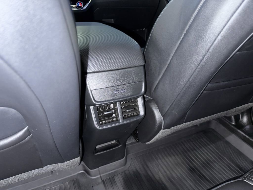 Used 2026 Chevrolet Equinox LT w/ Convenience Package II image 10