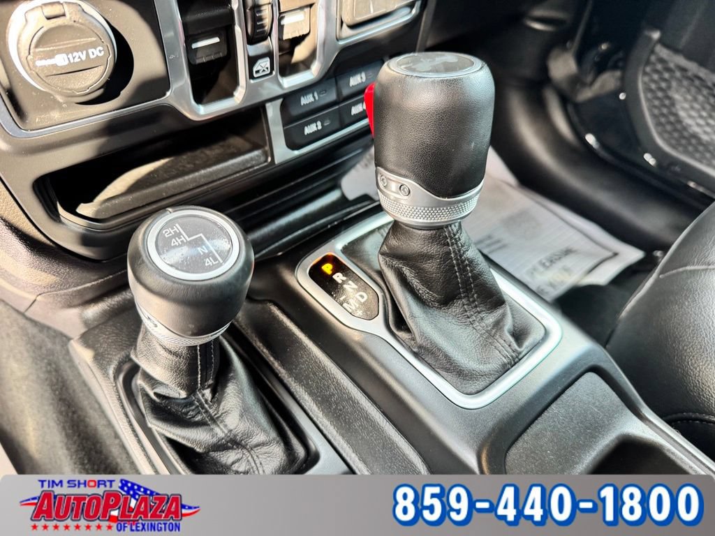 Used 2023 Jeep Wrangler Unlimited Sahara AWD/4WD image 22