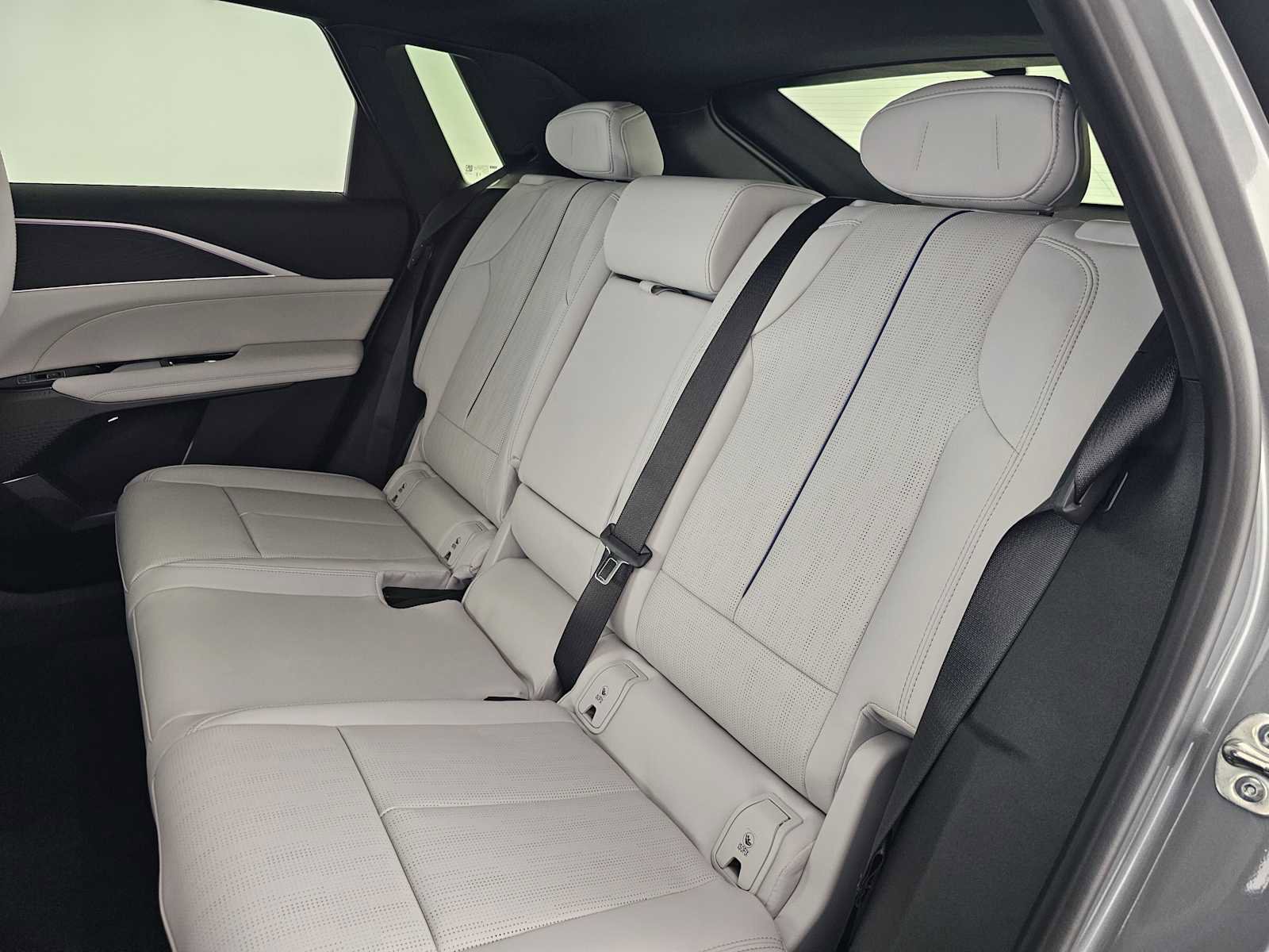 Used 2026 Cadillac Lyriq Luxury w/ LPO, Floor Liner Package RWD image 17