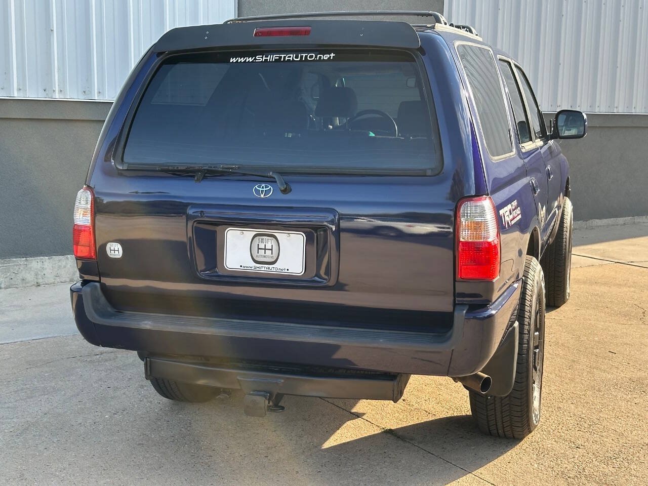 Used 2001 Toyota 4Runner SR5 w/ Upgrade Value Pkg 3 AWD/4WD image 18