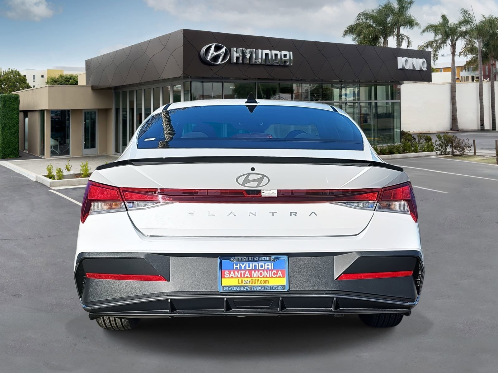 Certified 2025 Hyundai Elantra Sport image 4