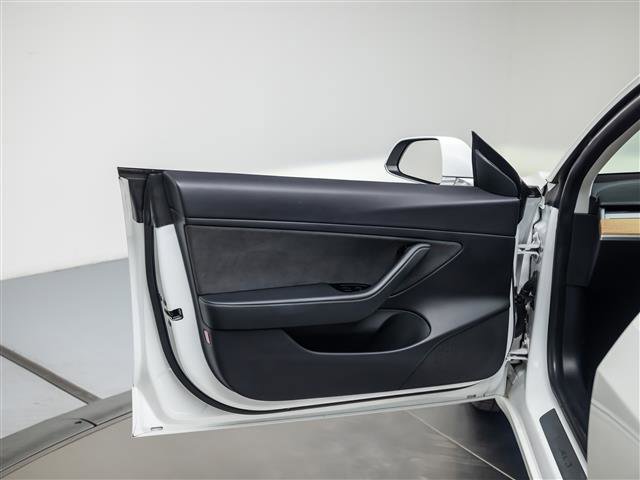 Used 2020 Tesla Model 3 Performance AWD/4WD image 22
