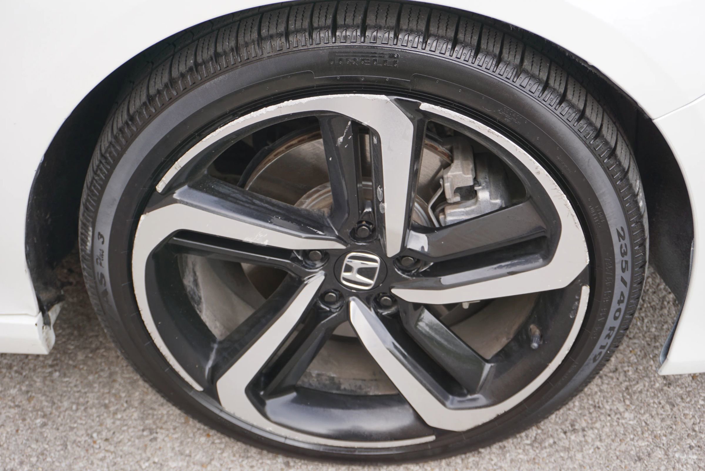 Used 2018 Honda Accord Sport image 14
