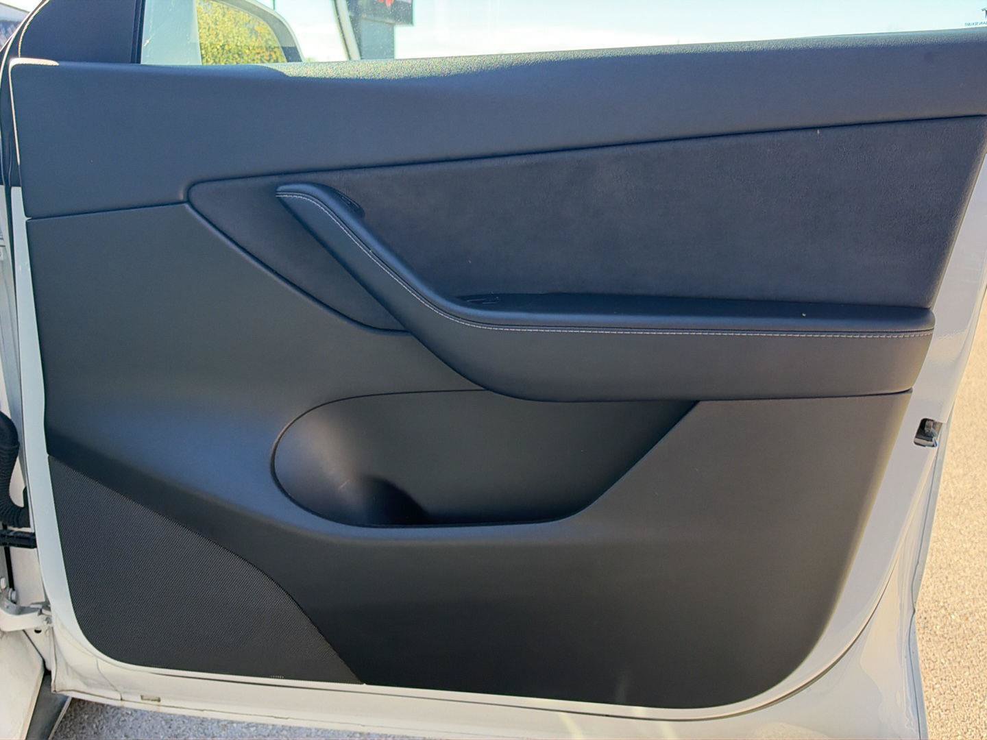 Used 2021 Tesla Model Y Long Range AWD/4WD image 11