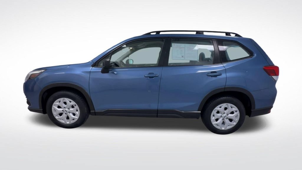 Used 2023 Subaru Forester AWD/4WD image 5