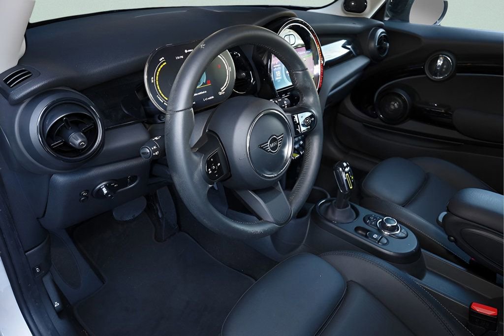 Used 2023 MINI Cooper SE image 23