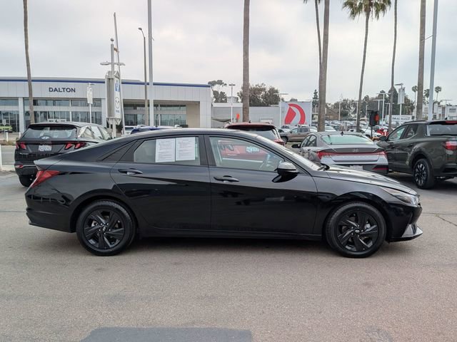 Used 2023 Hyundai Elantra SEL image 5