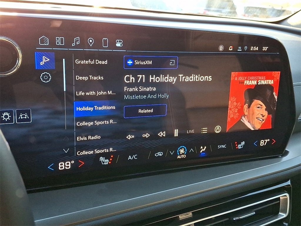 Certified 2025 Chevrolet Traverse LT image 19