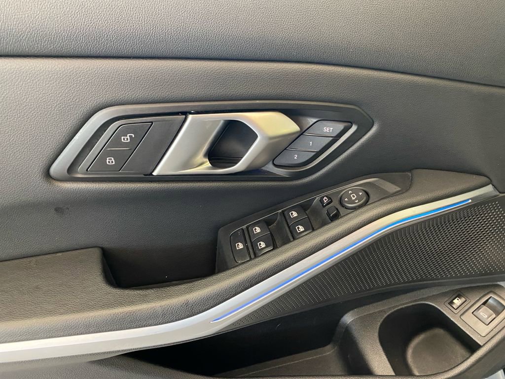 Used 2024 BMW 330e xDrive image 12