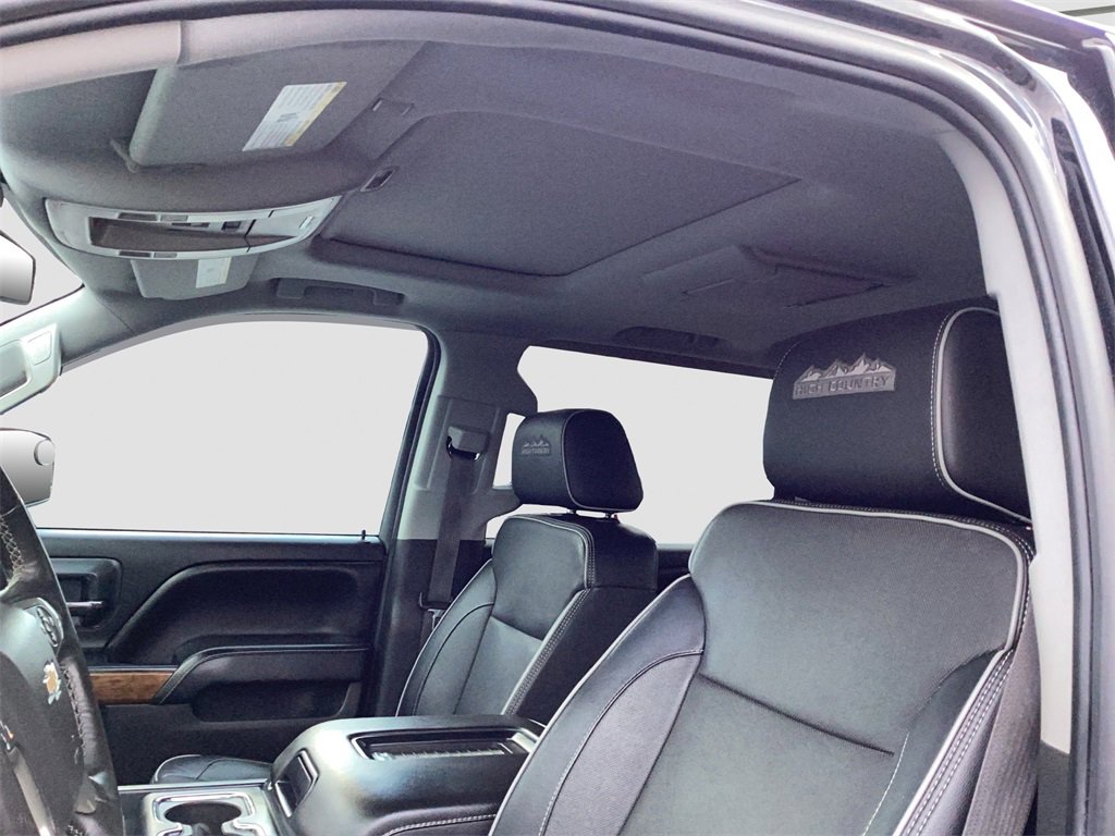 Used 2017 Chevrolet Silverado 1500 High Country image 36