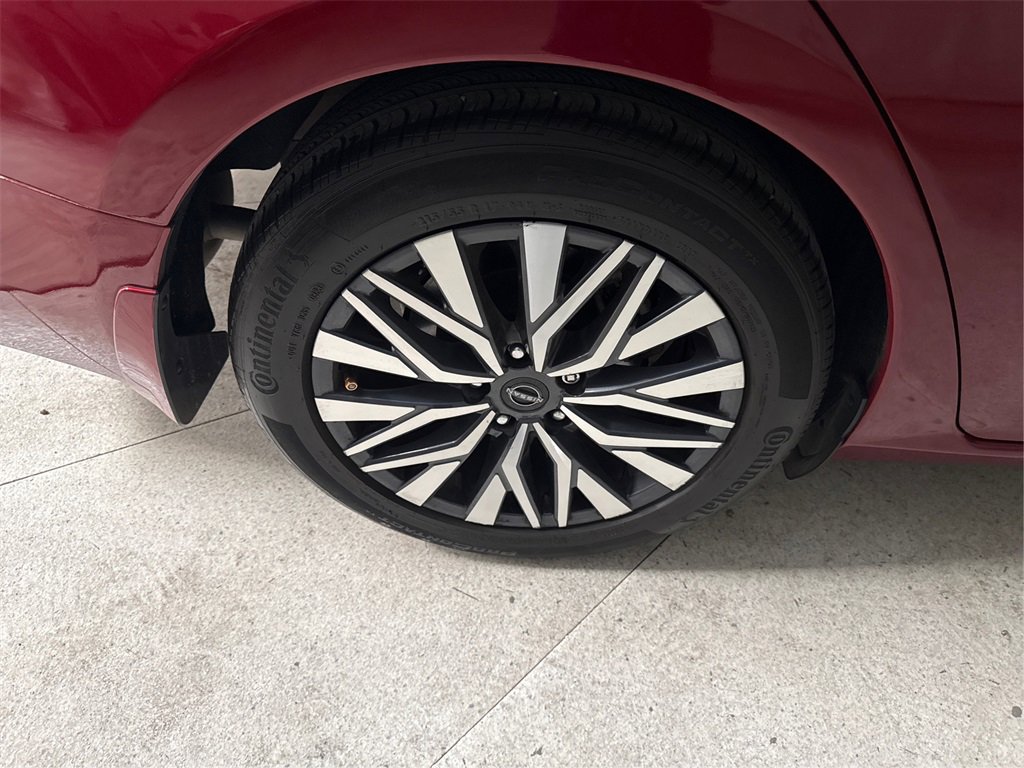 Used 2023 Nissan Altima 2.5 SV image 17