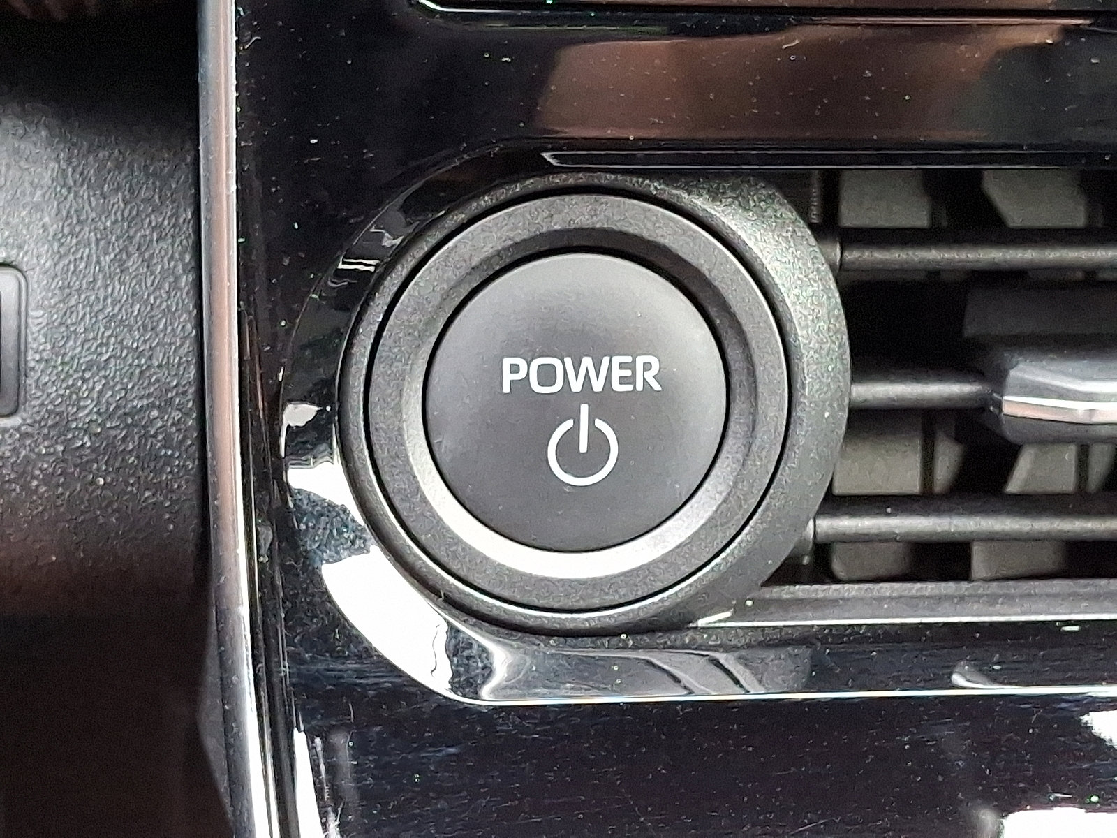 Used 2023 Subaru Solterra AWD image 22