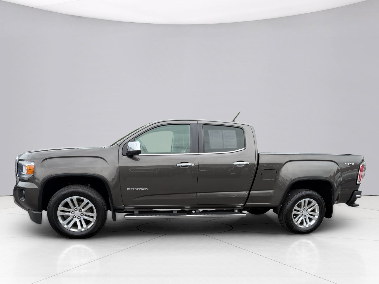 Used 2019 GMC Canyon SLT w/ Driver Alert Package AWD/4WD image 11