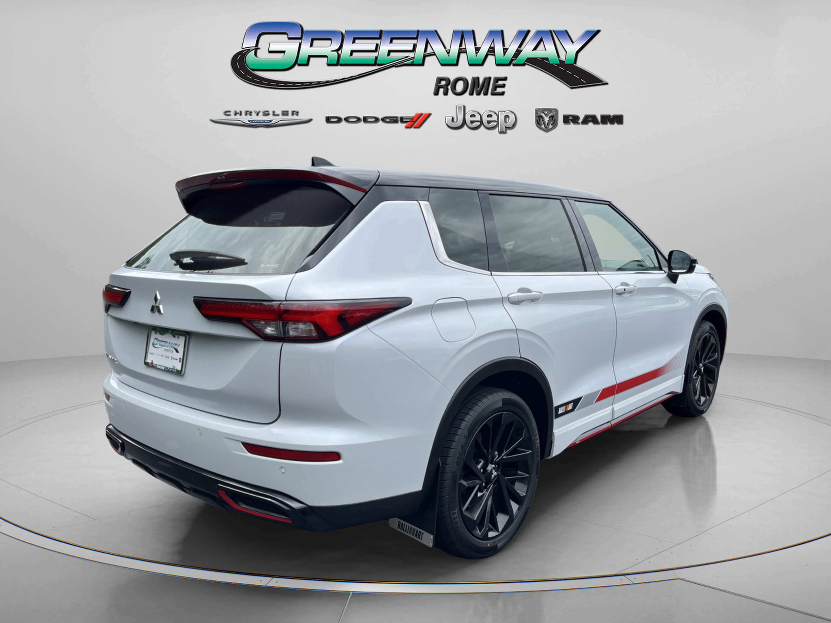 Used 2024 Mitsubishi Outlander Ralliart AWD/4WD image 7