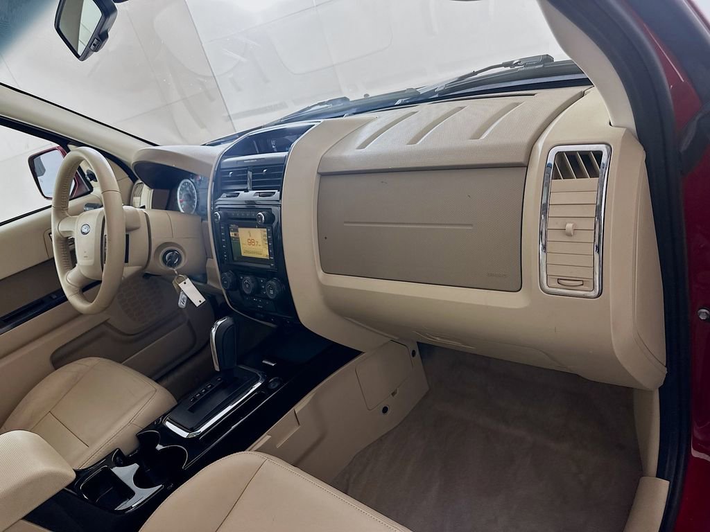 Used 2010 Ford Escape Limited image 28