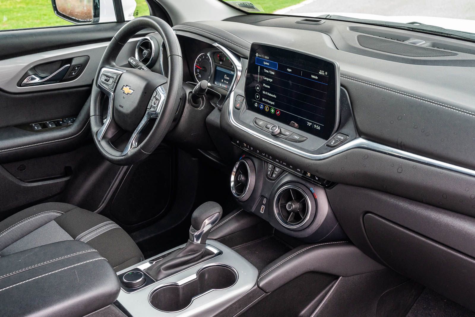 Used 2025 Chevrolet Blazer LT image 12