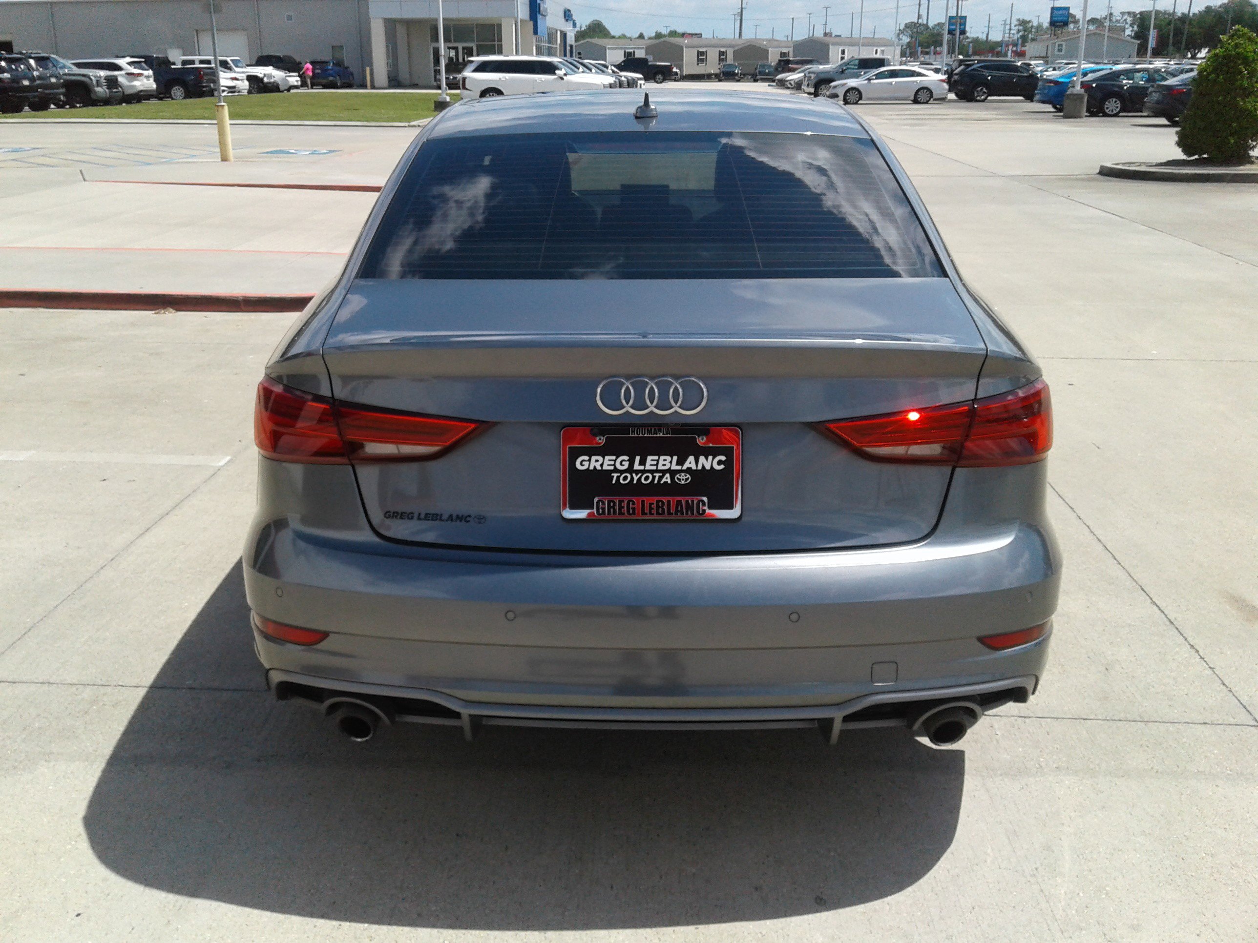 Used 2018 Audi A3 2.0T Premium Plus w/ Premium Plus Package AWD/4WD image 6
