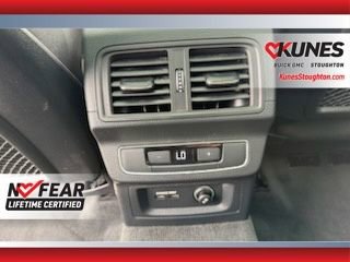 Used 2023 Audi Q5 2.0T Premium w/ Convenience Package AWD/4WD image 19