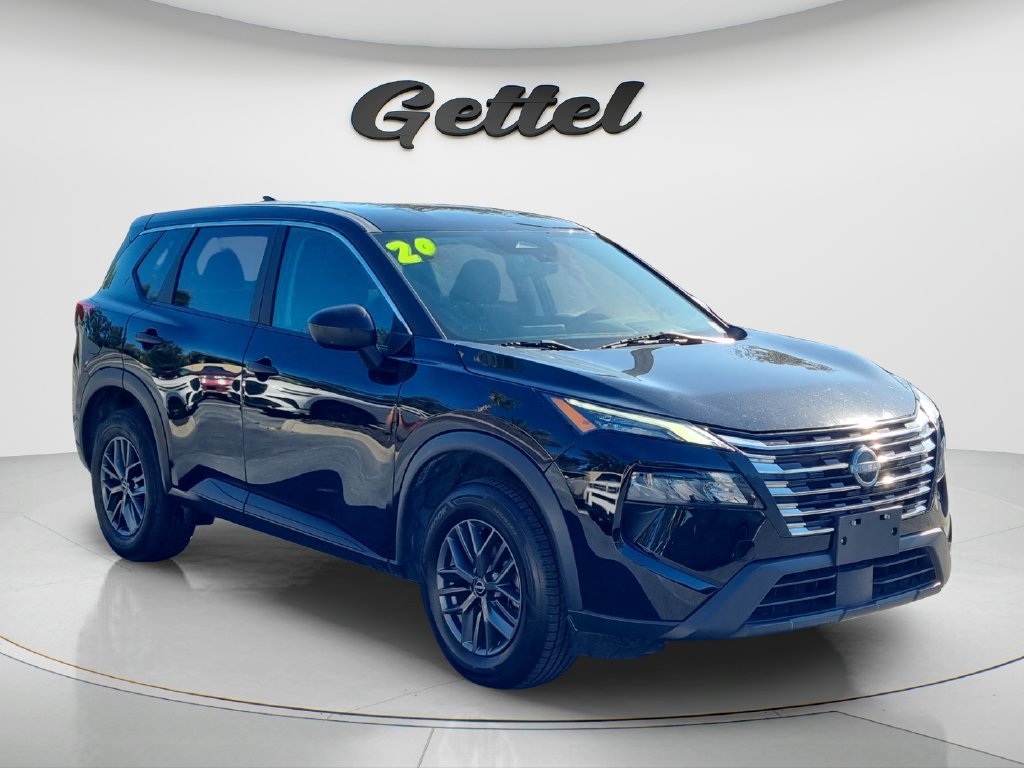 Used 2024 Nissan Rogue S FWD image 3