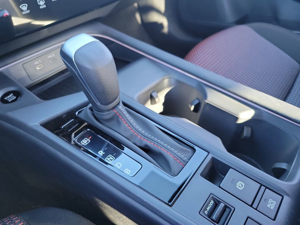 New 2026 Nissan Sentra SR w/ Floor Mat Package image 10