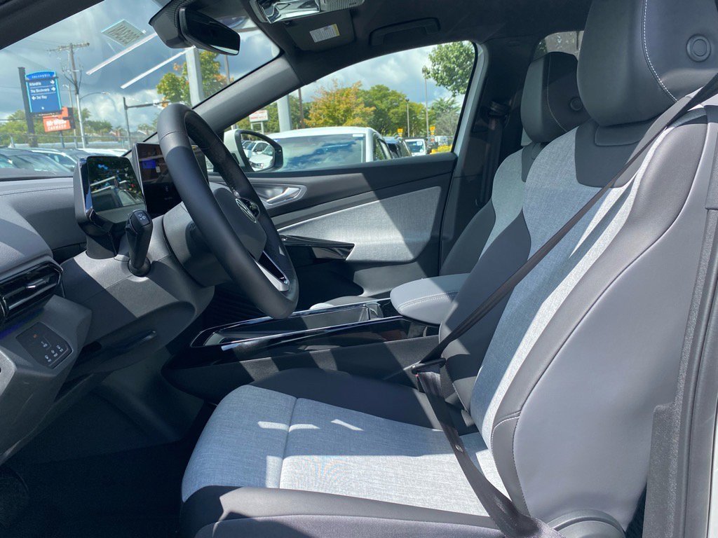 New 2025 Volkswagen ID.4 Pro image 8