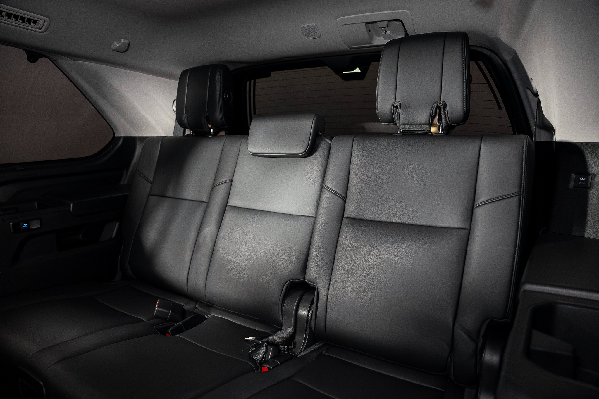 Used 2023 Toyota Sequoia Limited w/ Tow Technology Package RWD image 59