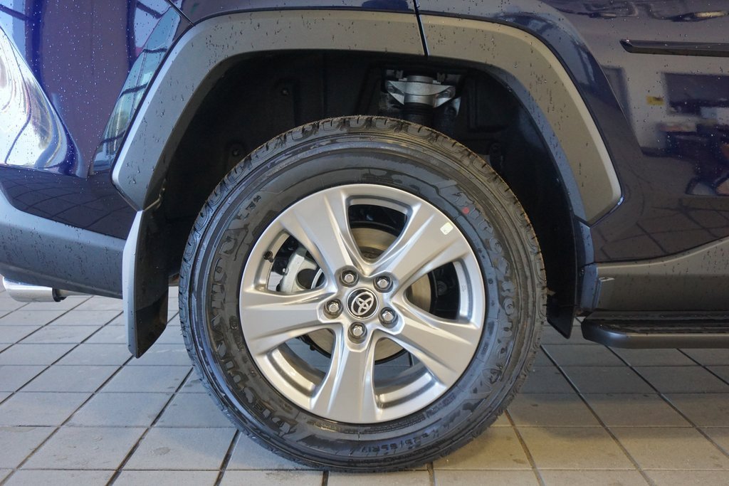 New 2025 Toyota RAV4 XLE image 34