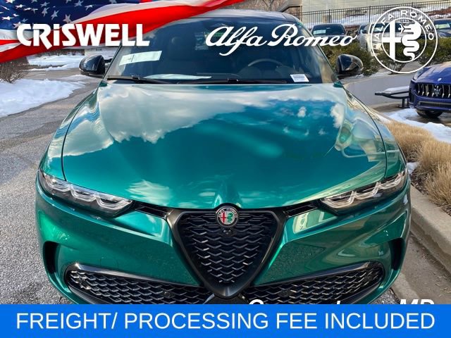 New 2025 Alfa Romeo Tonale w/ Premium Package AWD/4WD image 3